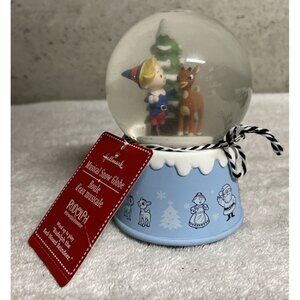 NWT Hallmark Rudolph the Red-Nosed Reindeer Musical Snow Globe Retired No Box